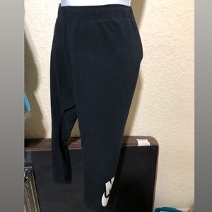Nike capri leggings